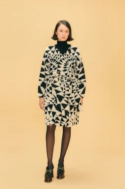  BLACK &AMP; WHITE HEART DECO MAXI FLEECE COAT