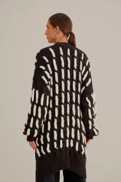  BLACK AND WHITE TEXTURED KNIT CARDIGAN