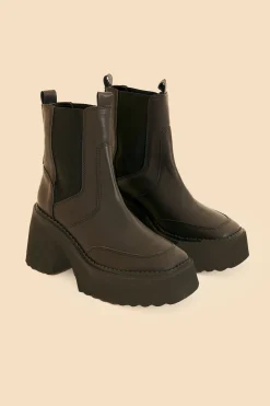 BLACK BLOCK HEEL CHELSEA BOOT