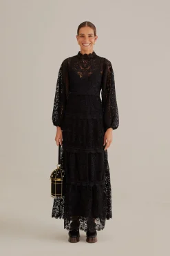 BLACK GUIPURE LONG SLEEVE MAXI DRESS