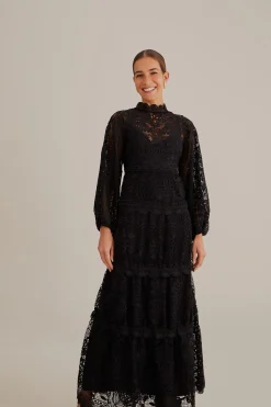  BLACK GUIPURE LONG SLEEVE MAXI DRESS