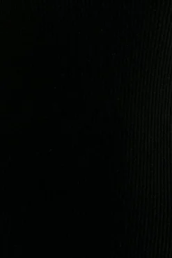 BLACK HEART NECKLINE KNIT DRESS