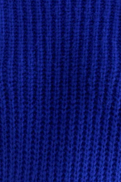 BLUE BRAIDED SWEATER