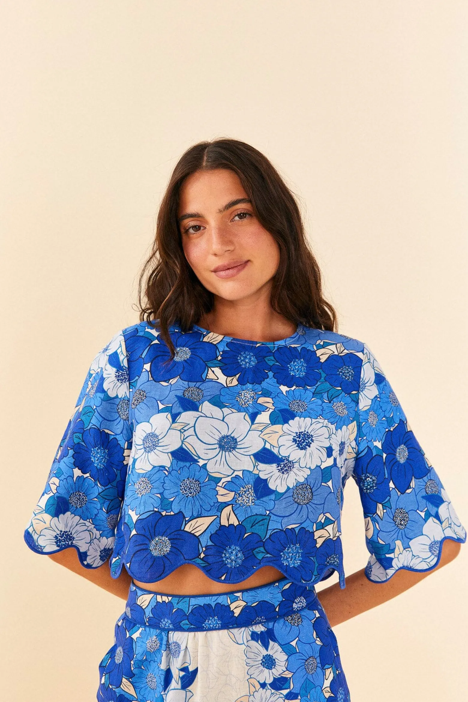 BLUE FLOWER STRIPES CROP TOP