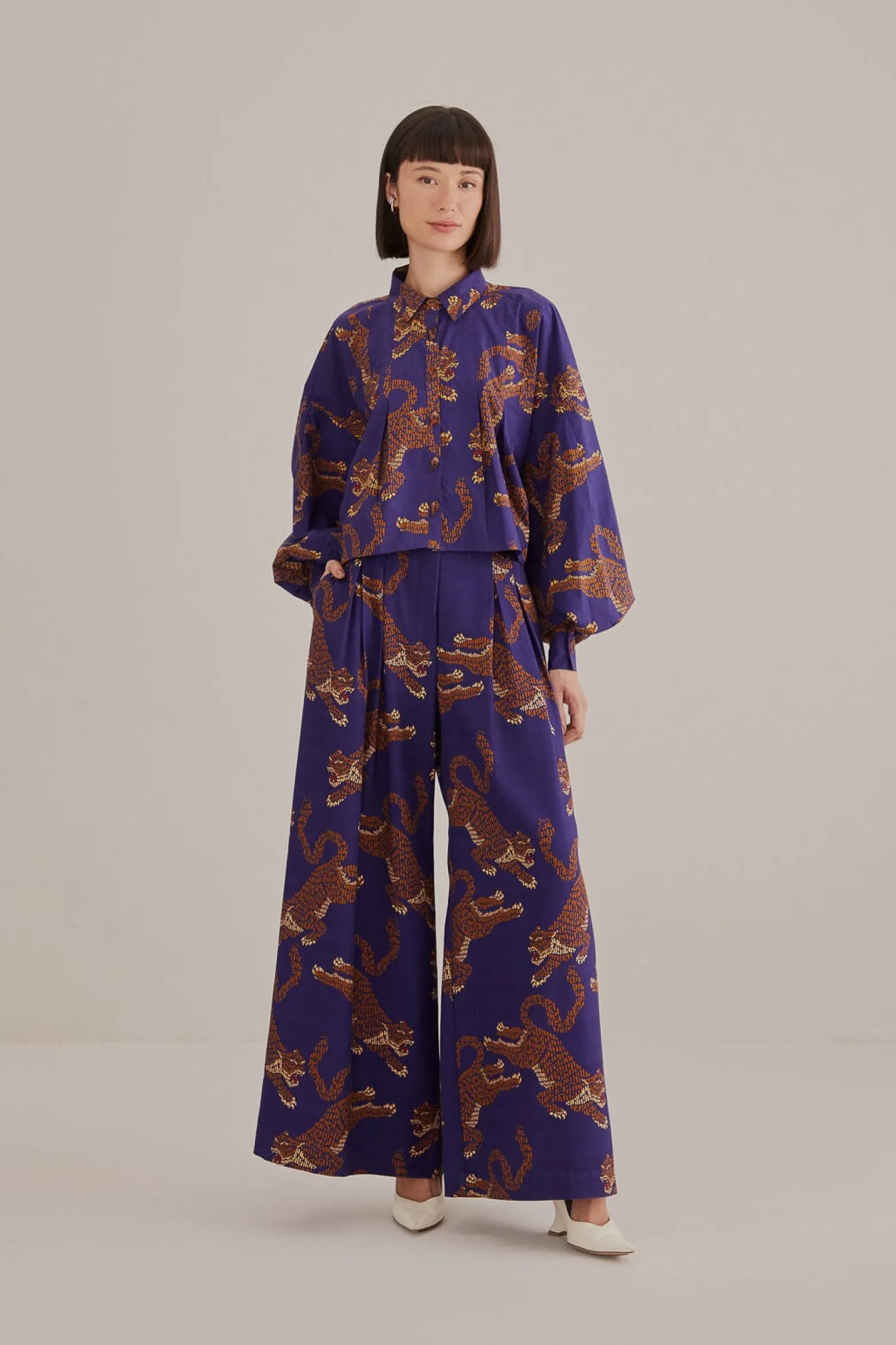 NAVY BLUE LEOPARDS TAILORED PANTS