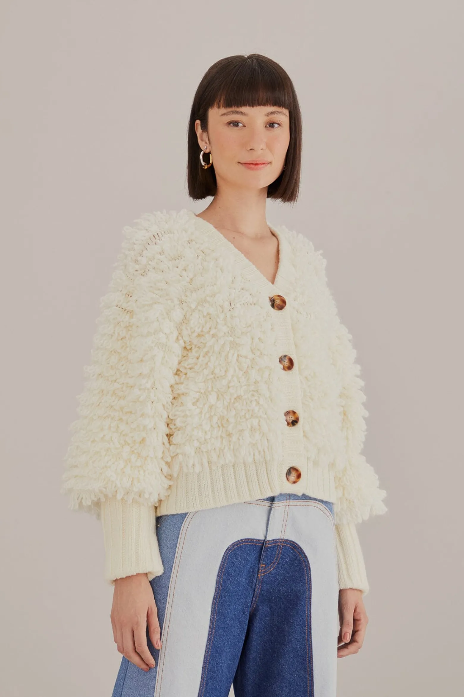 OFF-WHITE TEXTURED V NECK CARDIGAN