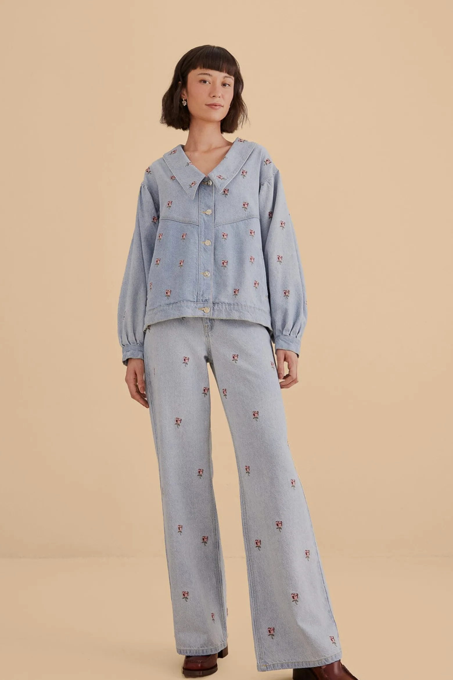 ROSE EMBROIDERED DENIM PANTS