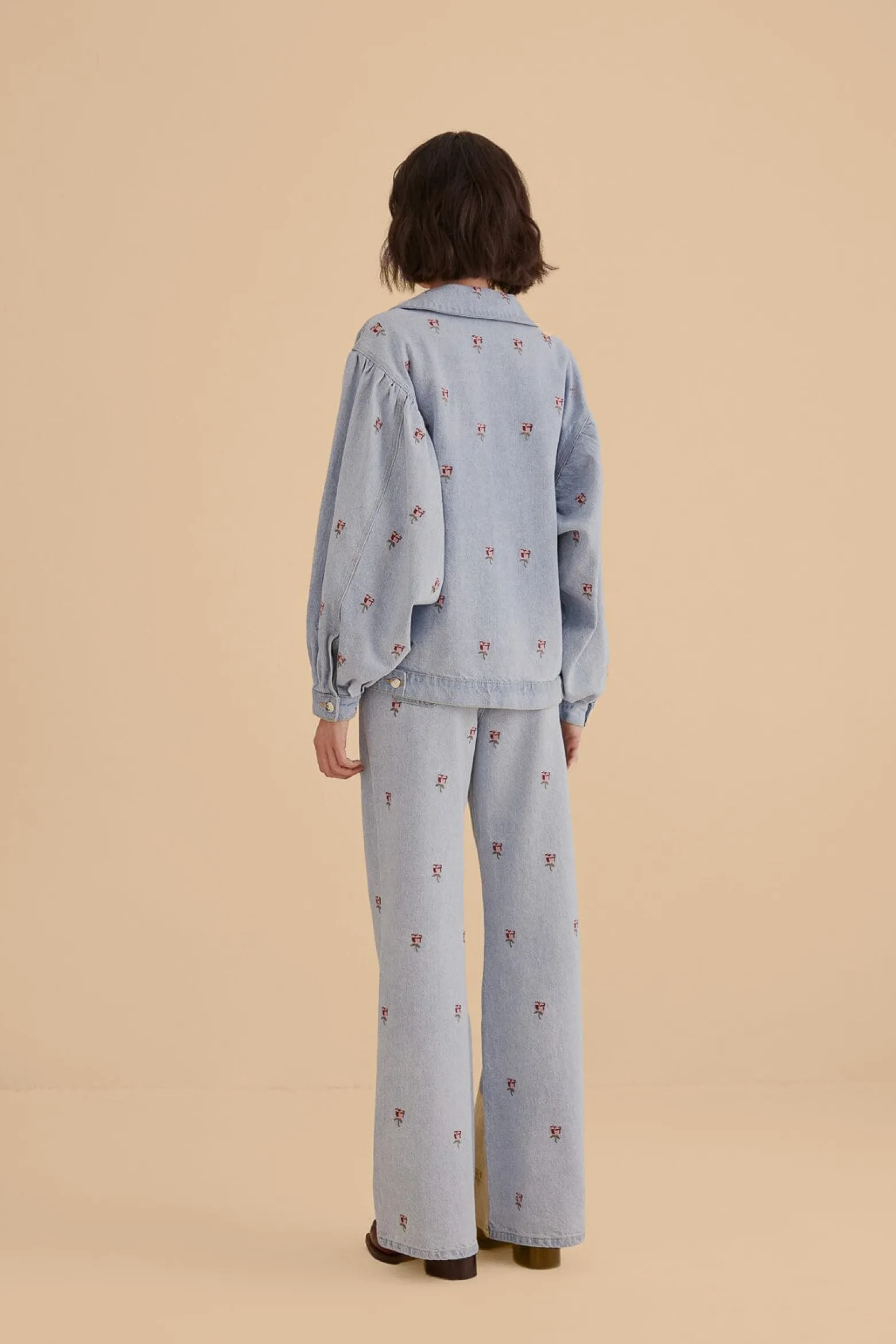 ROSE EMBROIDERED DENIM PANTS
