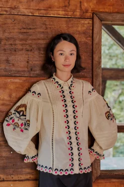 SAND PALMS PARADISE EMBROIDERED BLOUSE