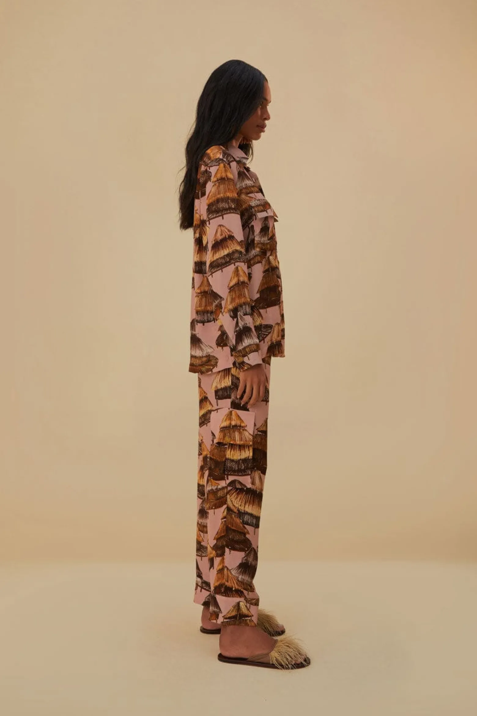 SHUHU BEIGE CARGO PANTS